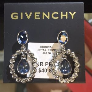 Designer Women’s Drop Earrings
